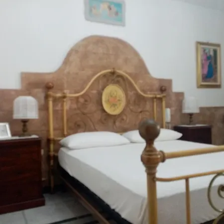 Casa Lella فندق *